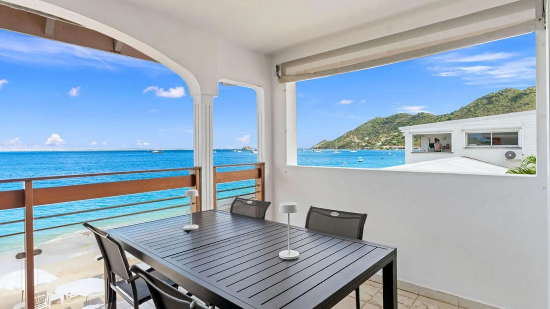 Beachfront Apartment Flamant Grand Case
